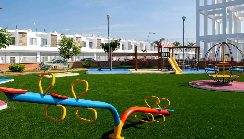 Área Juegos Sube y baja 2